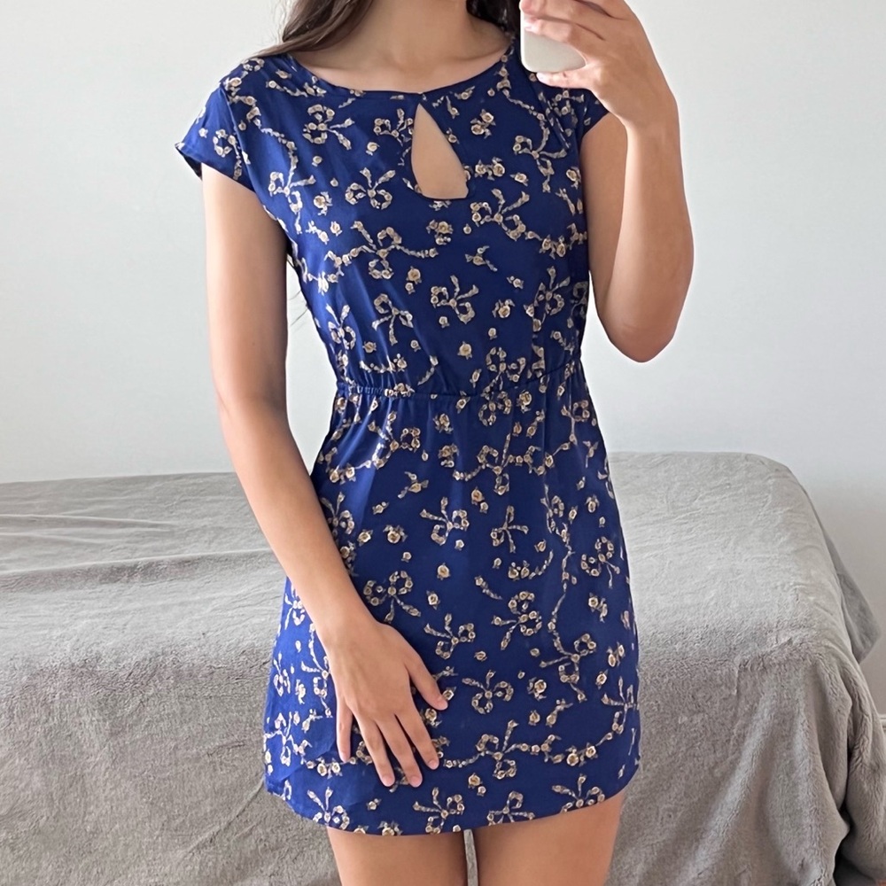 Abercrombie & Fitch Navy Blue Floral Keyhole Cap-Sleeve Dress